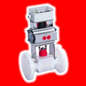 Pneumatic actuators for plastic valves